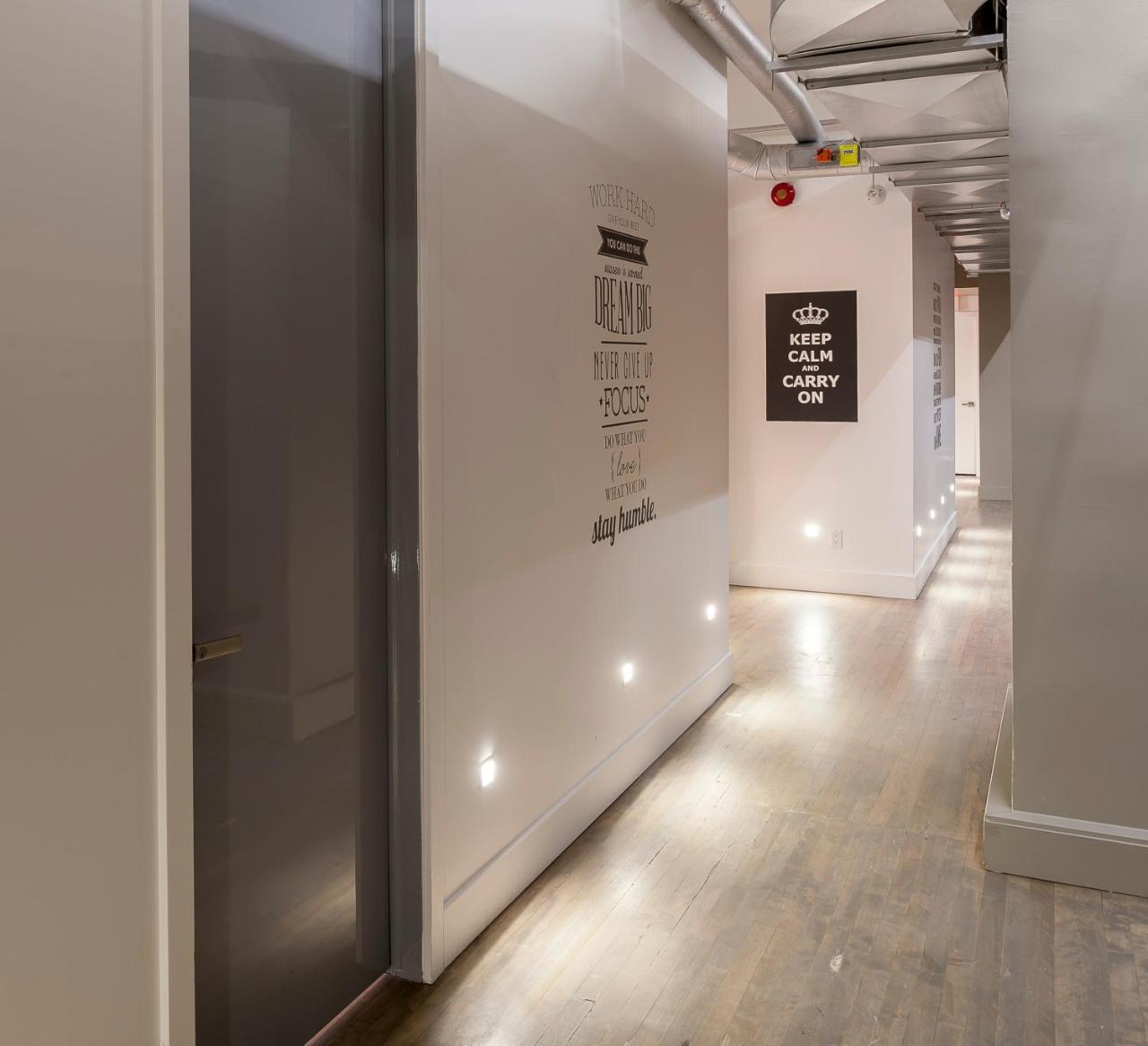 The Executive Loft At The Holland Hotel Montréal Exterior foto